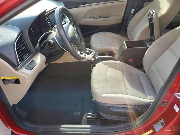 2017 HYUNDAI ELANTRA