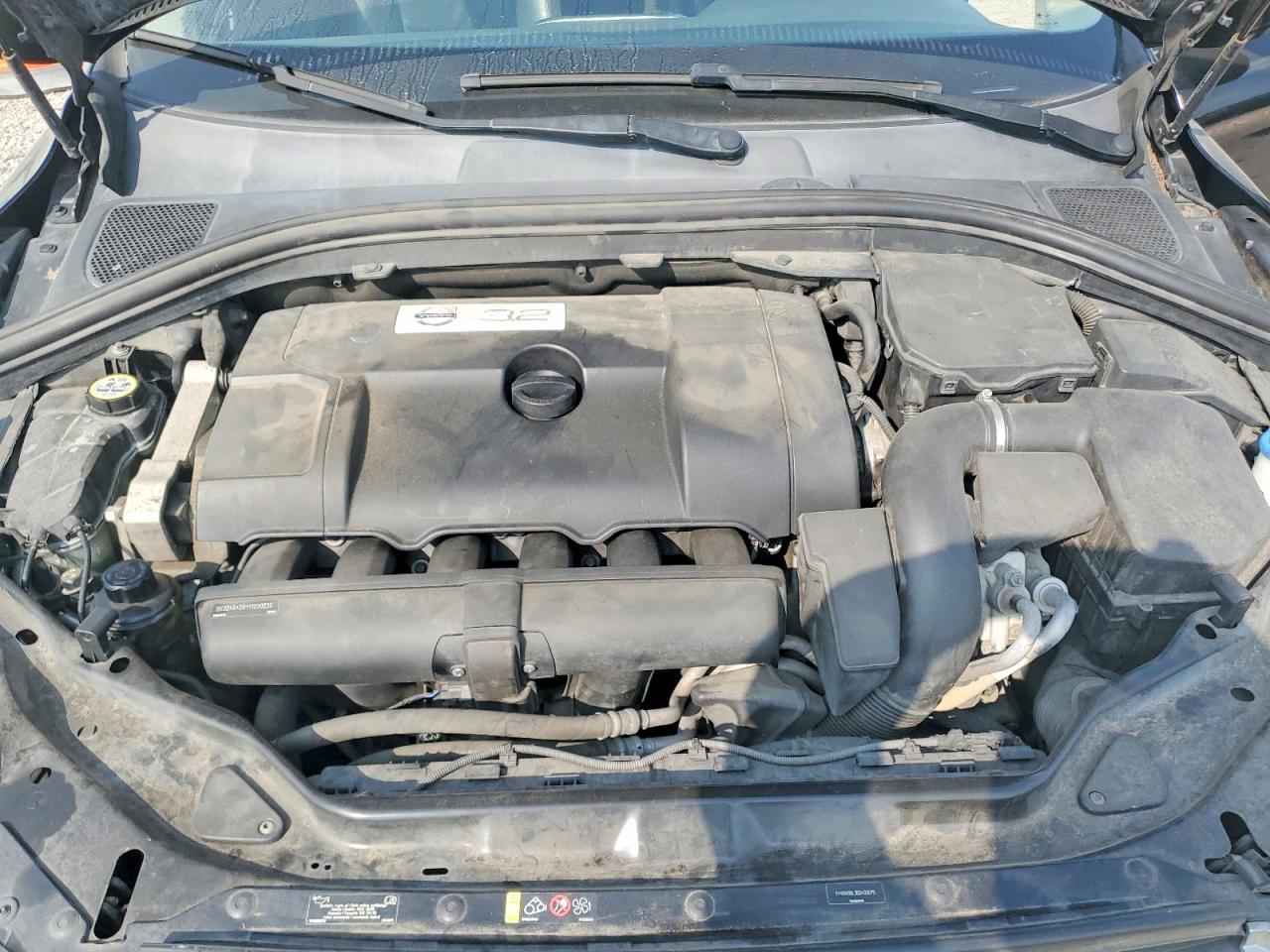 2013 VOLVO XC60