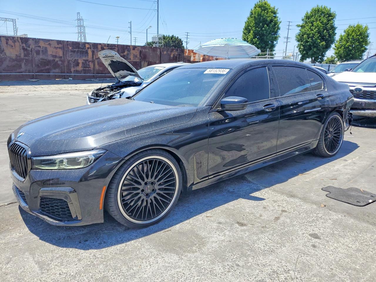 2022 BMW 740