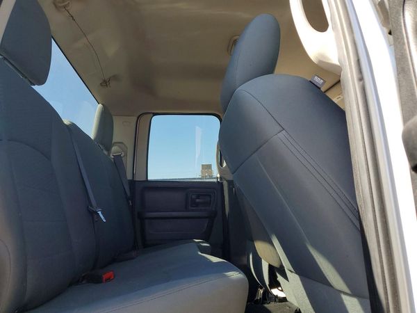 2015 RAM 1500 ST