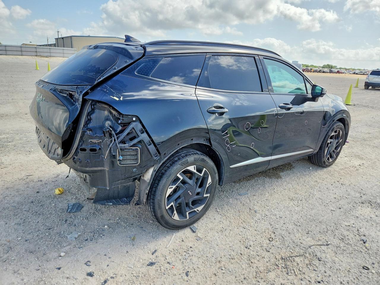 2023 KIA SPORTAGE SX-PRESTIGE or SX-P