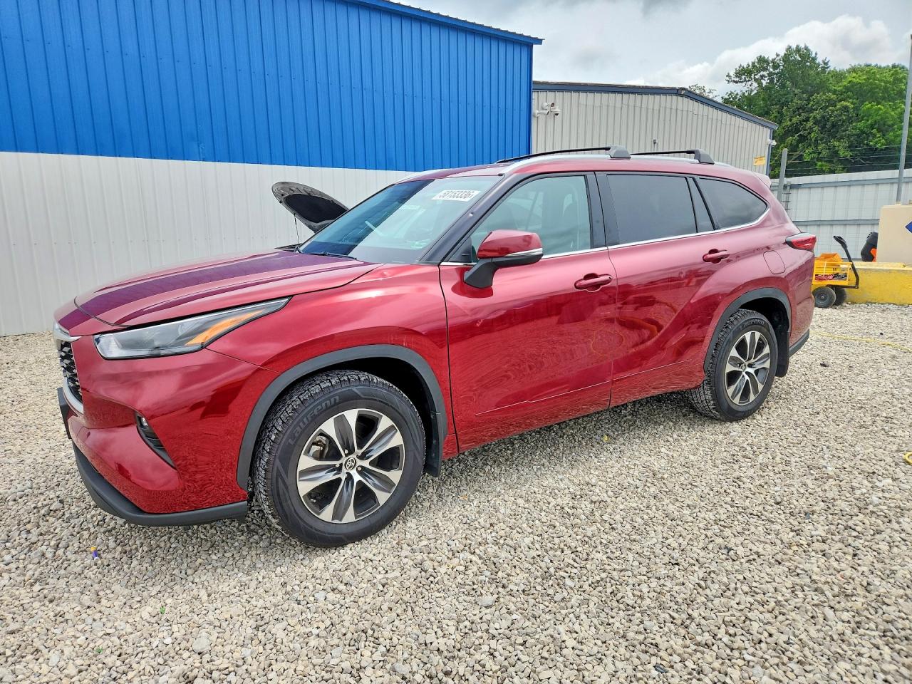 2022 TOYOTA HIGHLANDER XLE