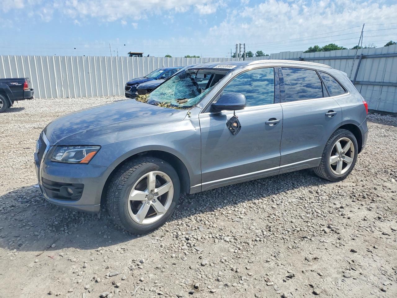 2012 AUDI Q5 Premium Plus