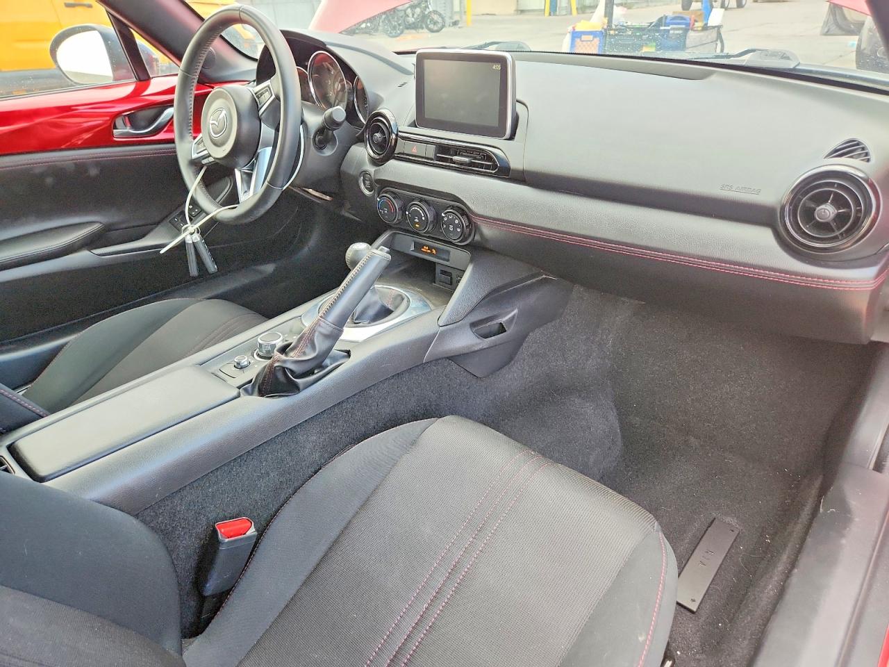 2016 MAZDA MX-5 MIATA Club/GS