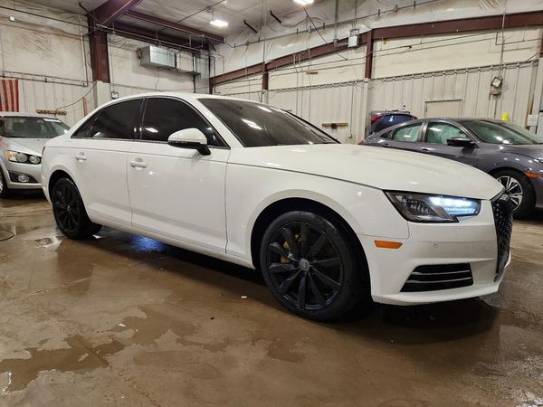 2017 AUDI A4 quattro Premium
