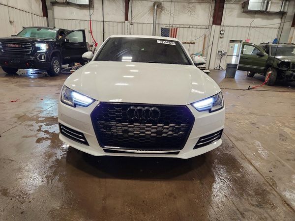 2017 AUDI A4 quattro Premium