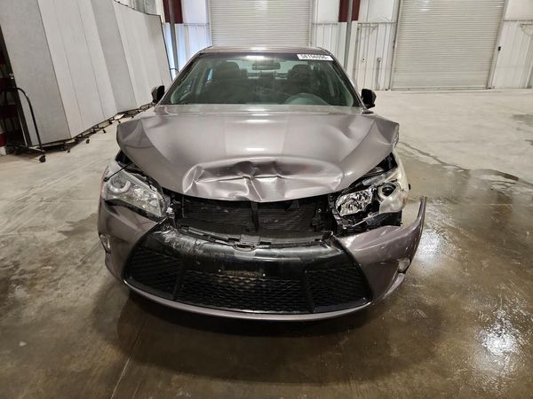2017 TOYOTA CAMRY