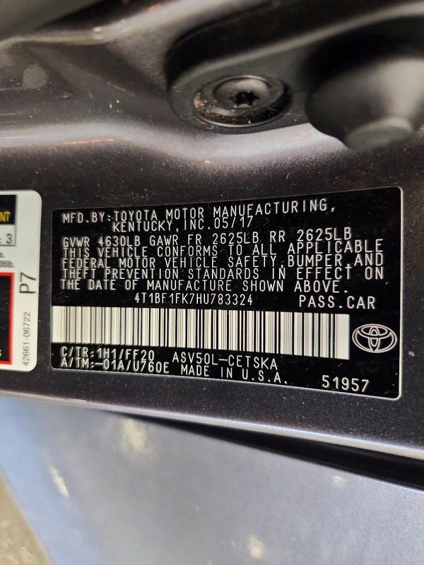 2017 TOYOTA CAMRY