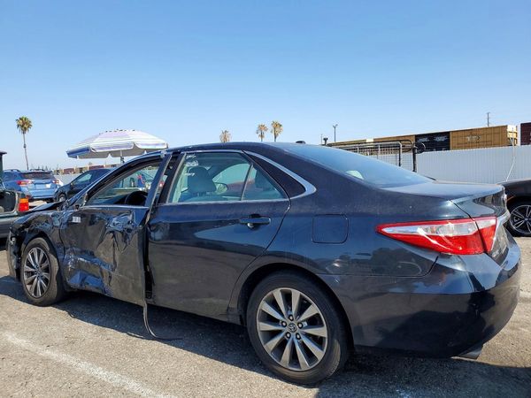 2016 TOYOTA CAMRY