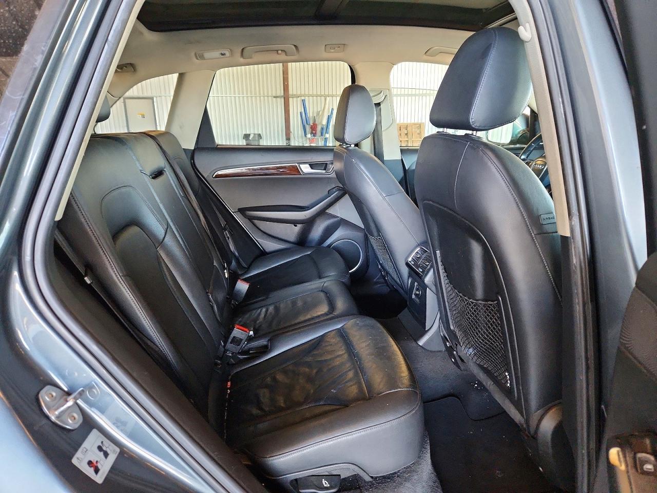 2012 AUDI Q5 Premium Plus