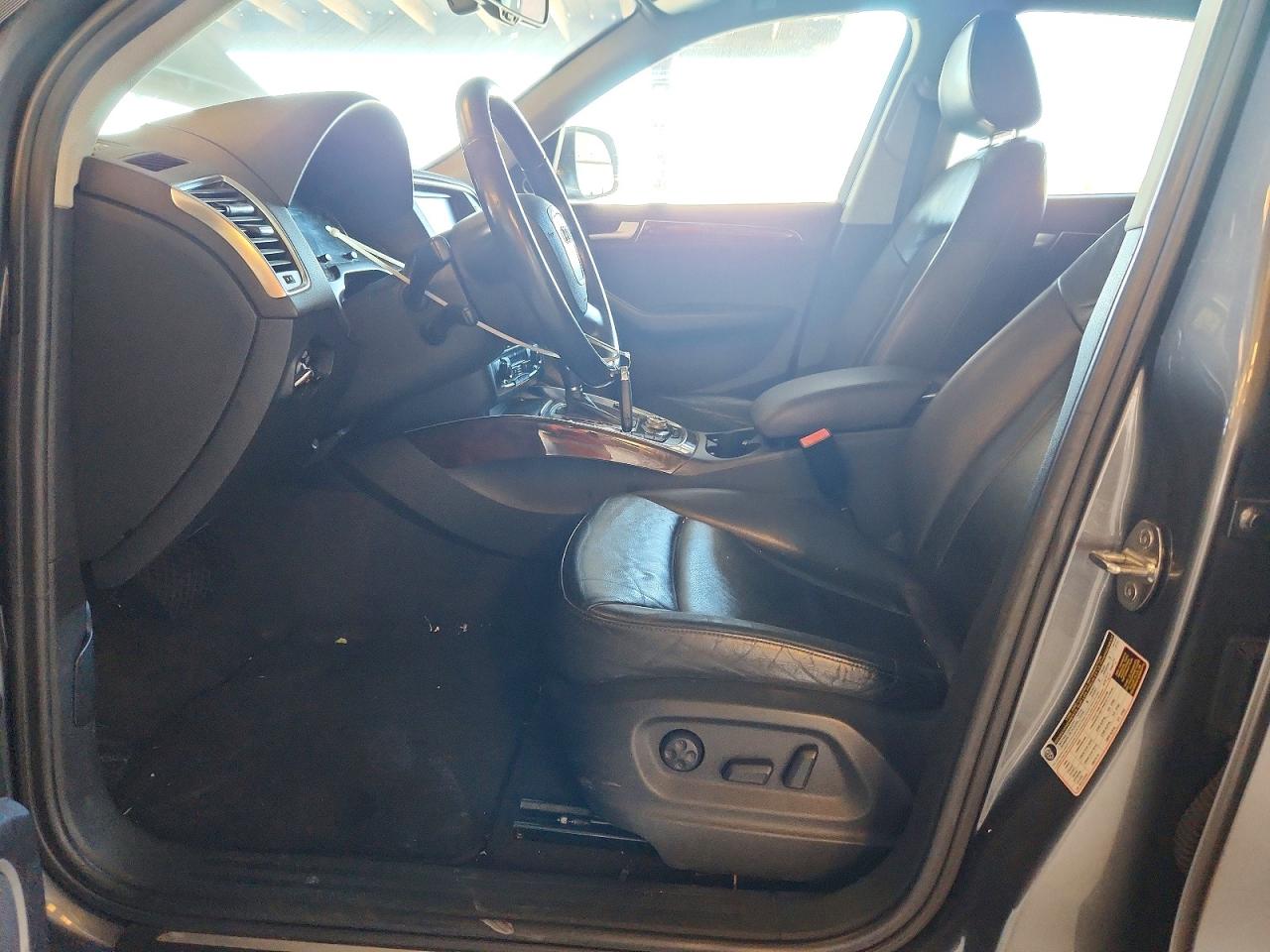 2012 AUDI Q5 Premium Plus