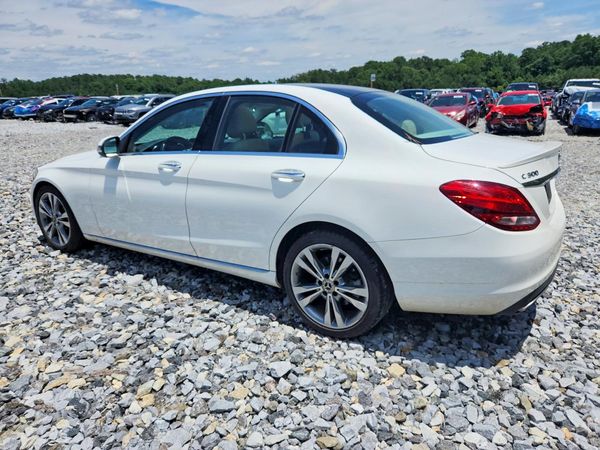 2018 MERCEDES-BENZ C C300