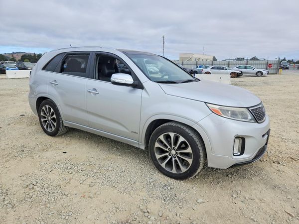 2014 KIA SORENTO