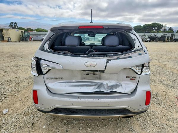 2014 KIA SORENTO