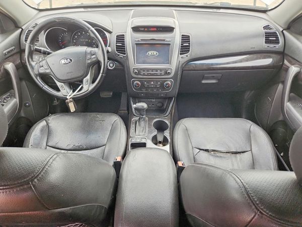 2014 KIA SORENTO