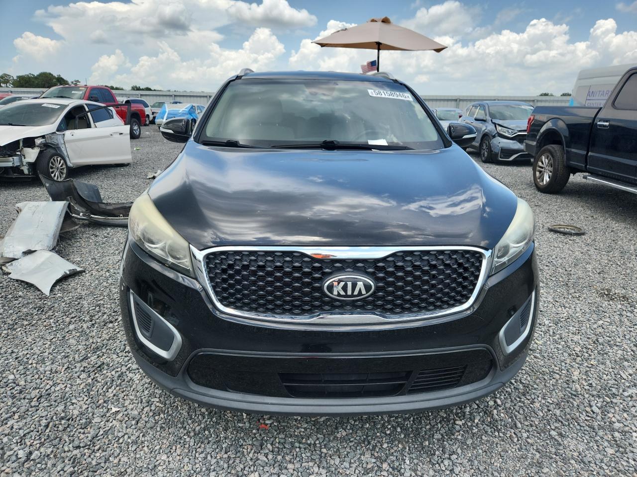 2017 KIA SORENTO L, LX