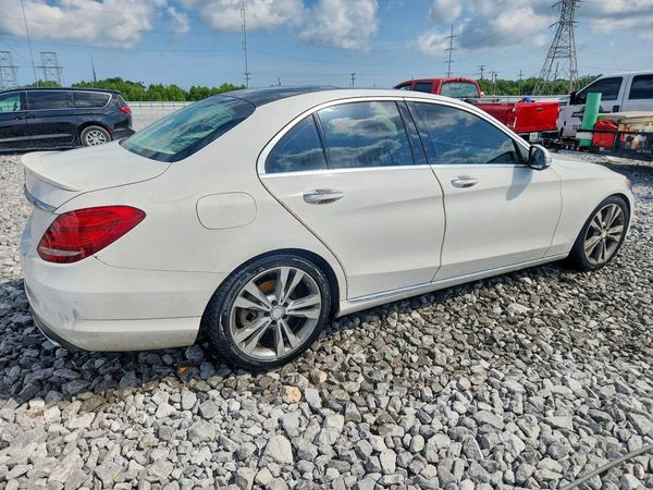 2015 MERCEDES-BENZ C Base