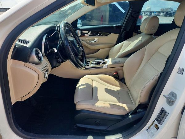 2015 MERCEDES-BENZ C Base