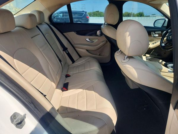 2015 MERCEDES-BENZ C Base