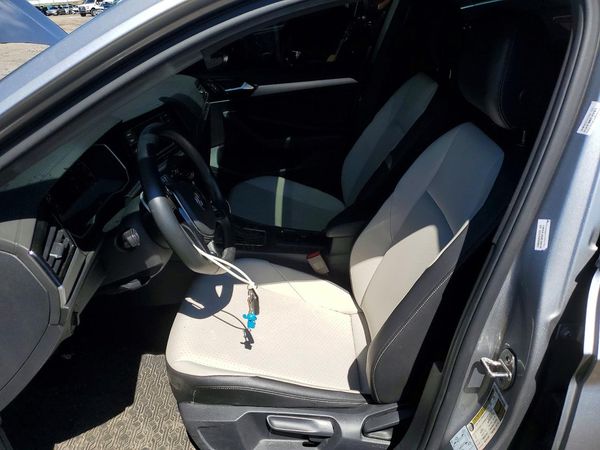 2020 VOLKSWAGEN JETTA S, SE, R-Line
