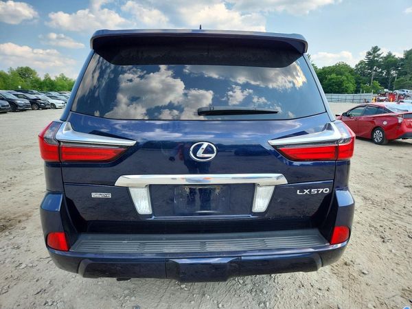 2017 LEXUS LX 570