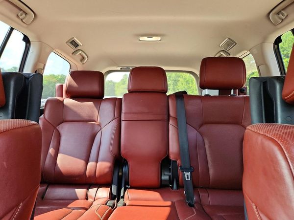 2017 LEXUS LX 570