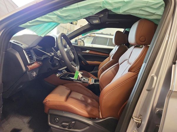 2022 AUDI Q5 E