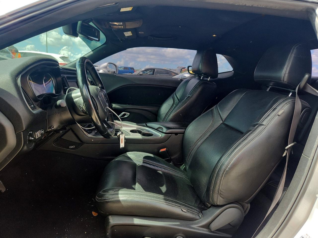 2022 DODGE CHALLENGER SXT