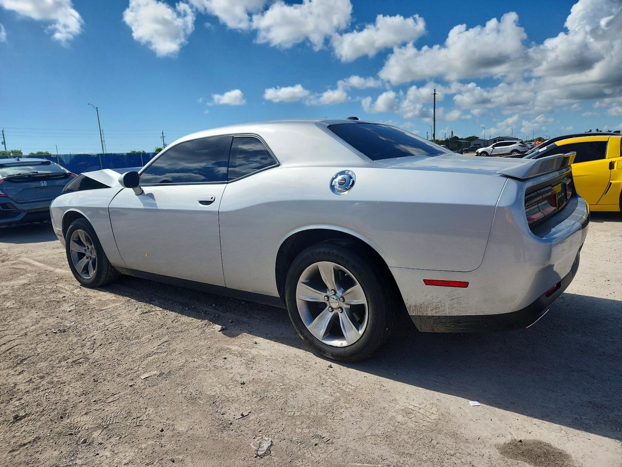 2022 DODGE CHALLENGER SXT