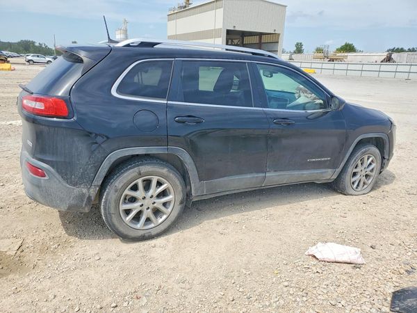 2017 JEEP CHEROKEE LATITUDE 4X4