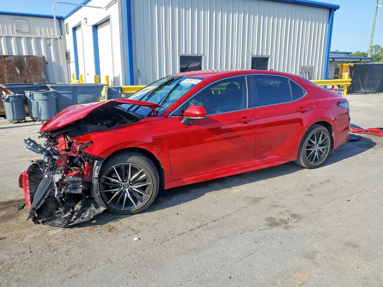 2024 TOYOTA CAMRY SE — Front 3/4