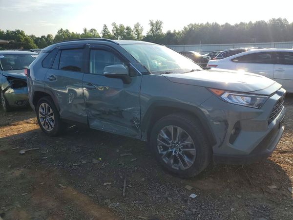2019 TOYOTA RAV4