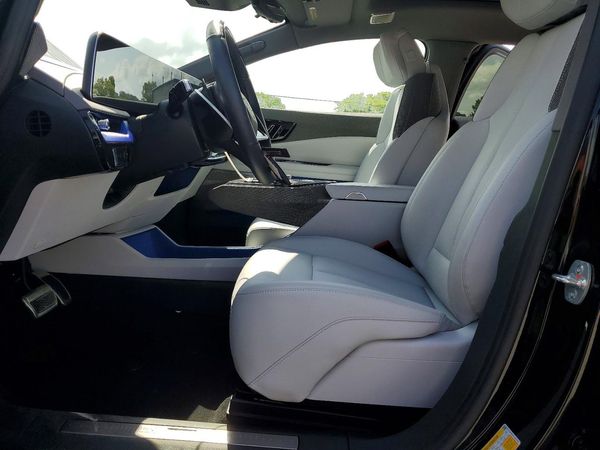 2025 CADILLAC OPTIQ