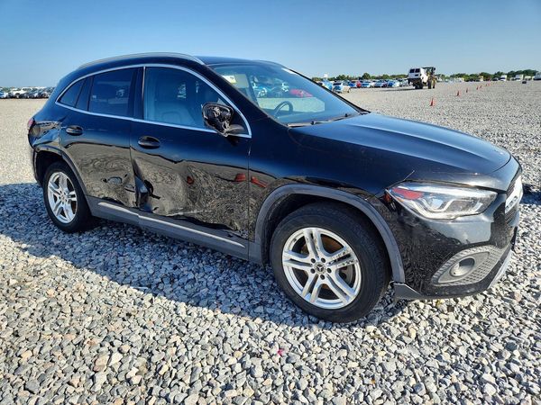 2021 MERCEDES-BENZ GLA GLA250