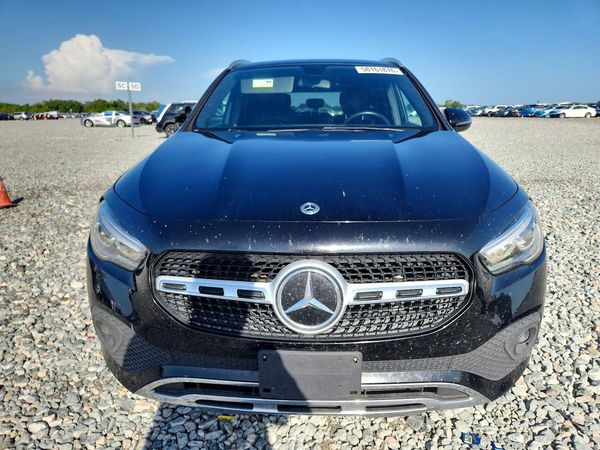 2021 MERCEDES-BENZ GLA GLA250