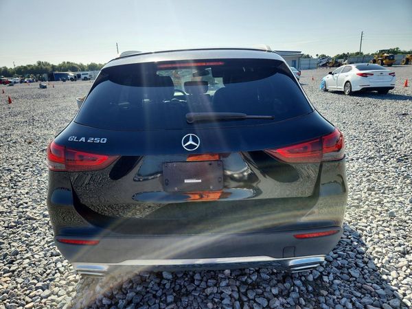 2021 MERCEDES-BENZ GLA GLA250