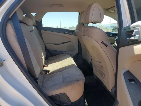 2017 HYUNDAI TUCSON