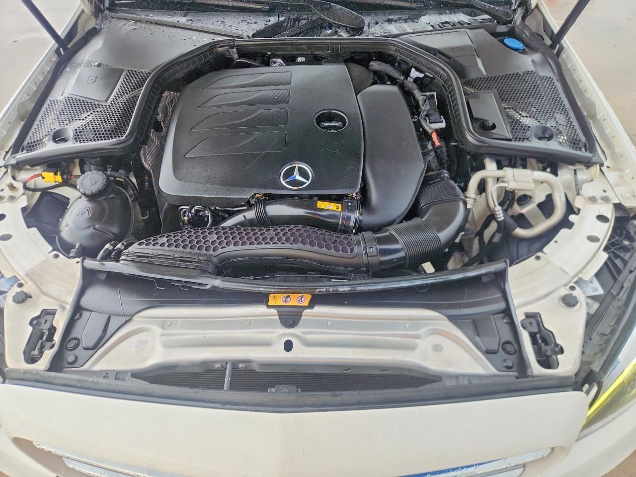 2019 MERCEDES-BENZ C C300