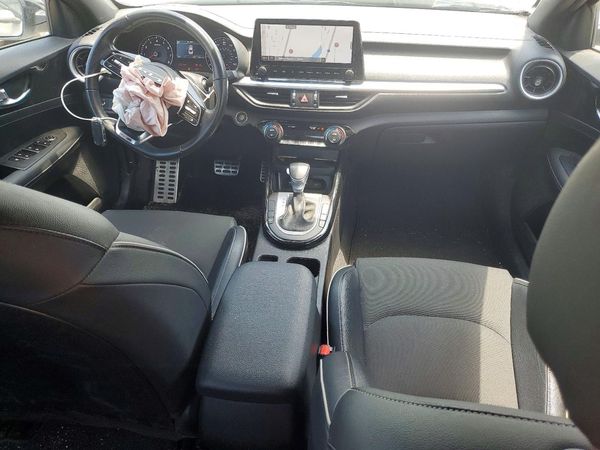 2024 KIA FORTE GT Line
