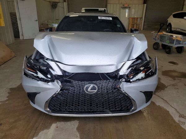 2019 LEXUS ES 350