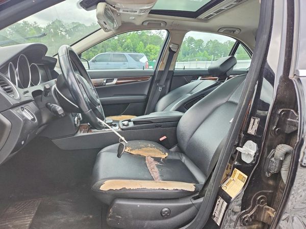 2012 MERCEDES-BENZ C