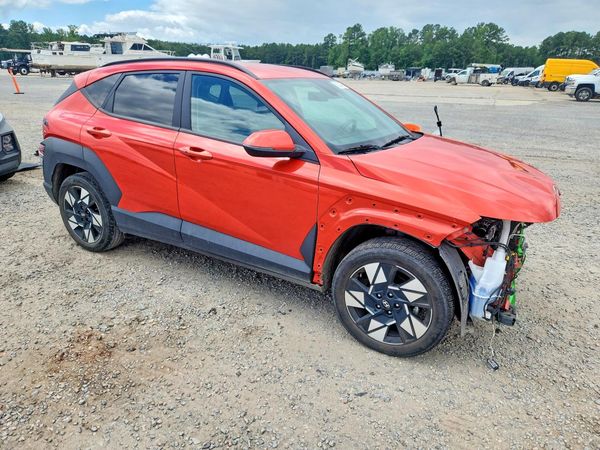 2024 HYUNDAI KONA SE