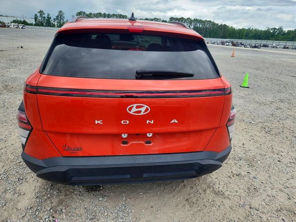 2024 HYUNDAI KONA SE