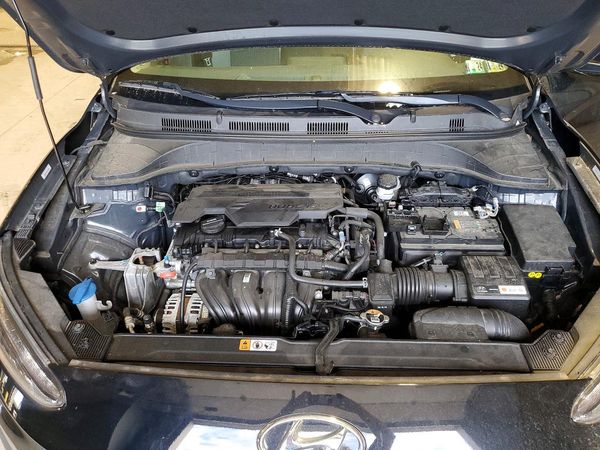 2023 HYUNDAI KONA SE