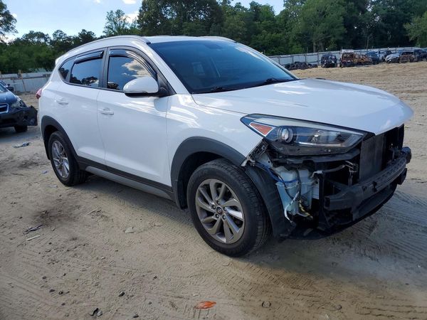 2017 HYUNDAI TUCSON