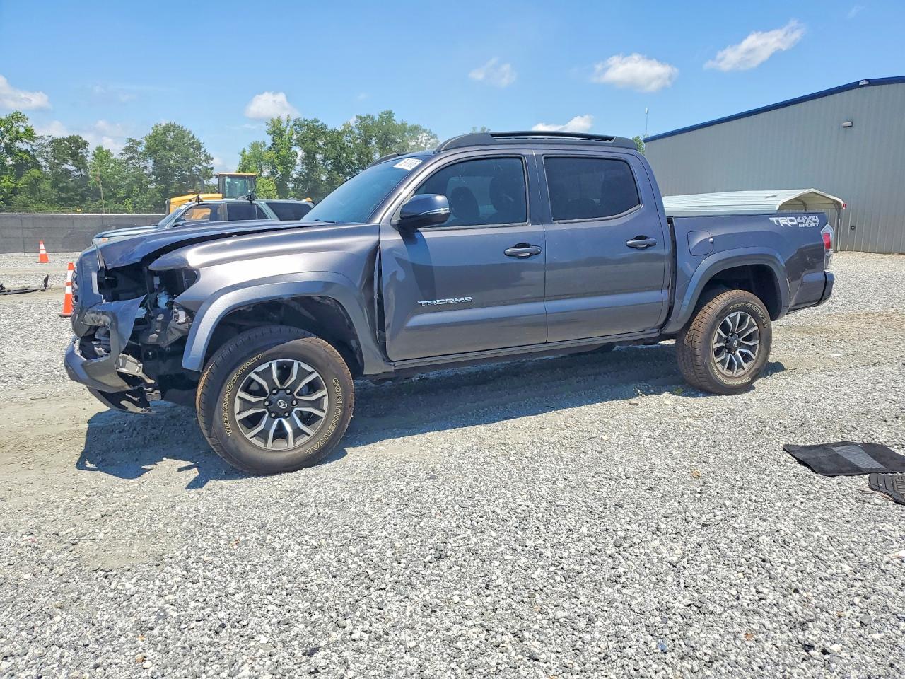 2022 TOYOTA TACOMA SR5