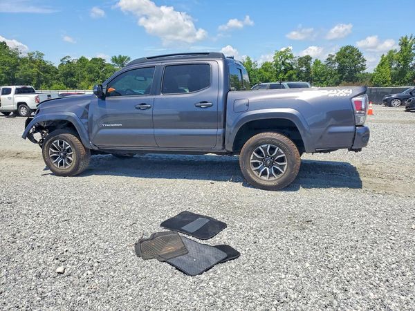 2022 TOYOTA TACOMA SR5