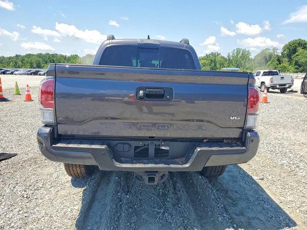 2022 TOYOTA TACOMA SR5