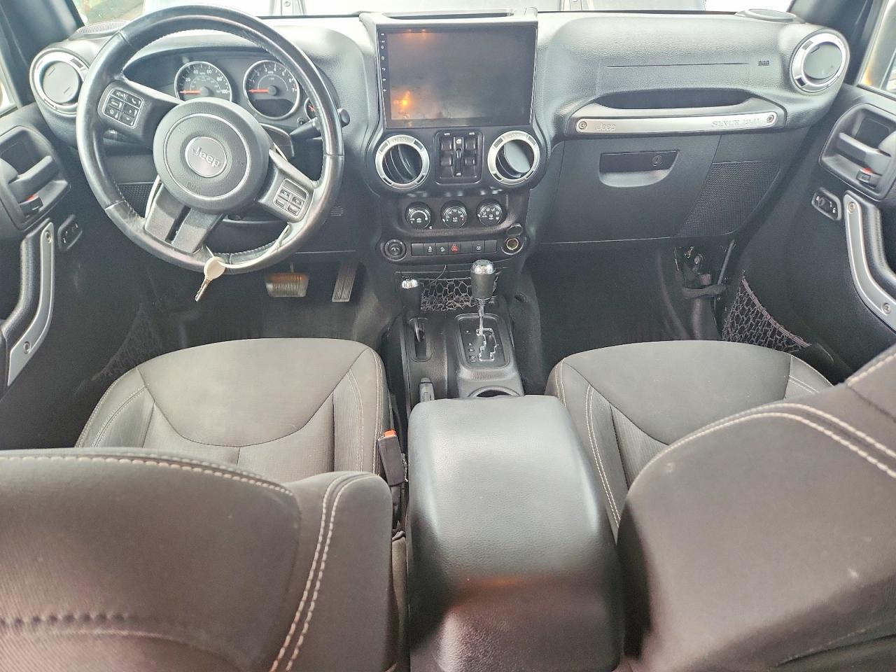 2016 JEEP WRANGLER UNLIMITED SAHARA 4X4