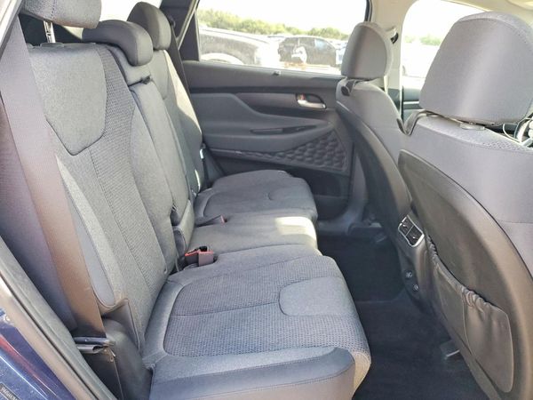 2021 HYUNDAI SANTA FE SEL w/ Convenience Pkg